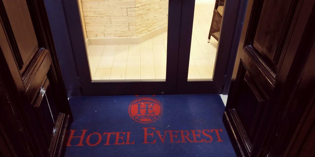 Hotel Everest Rom Exteriör bild